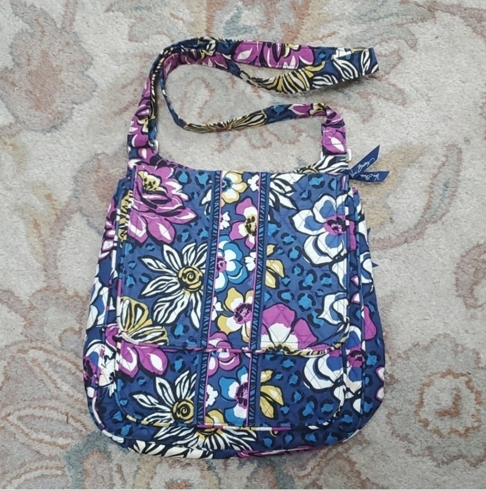Vera Bradley African Violet medium zip messenger crossbody bag